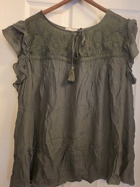 Crochet Yoke Ruffle Sleeve Women's Top in Olive Green